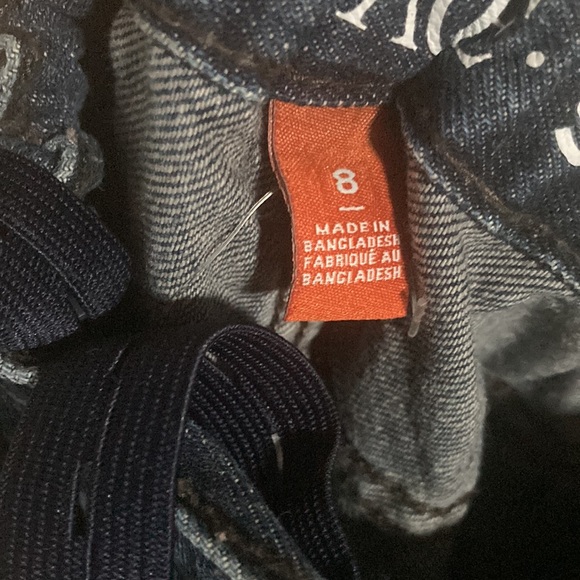 Blue jeans size 8 cute condition is great! - Picture 3 of 3